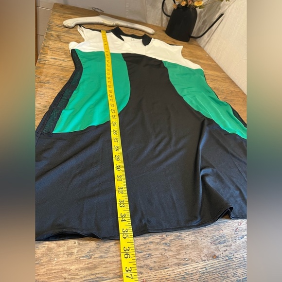 EP SPORT – Black, White & Green Sleeveless Dress – Size XL - Picture 6 of 8